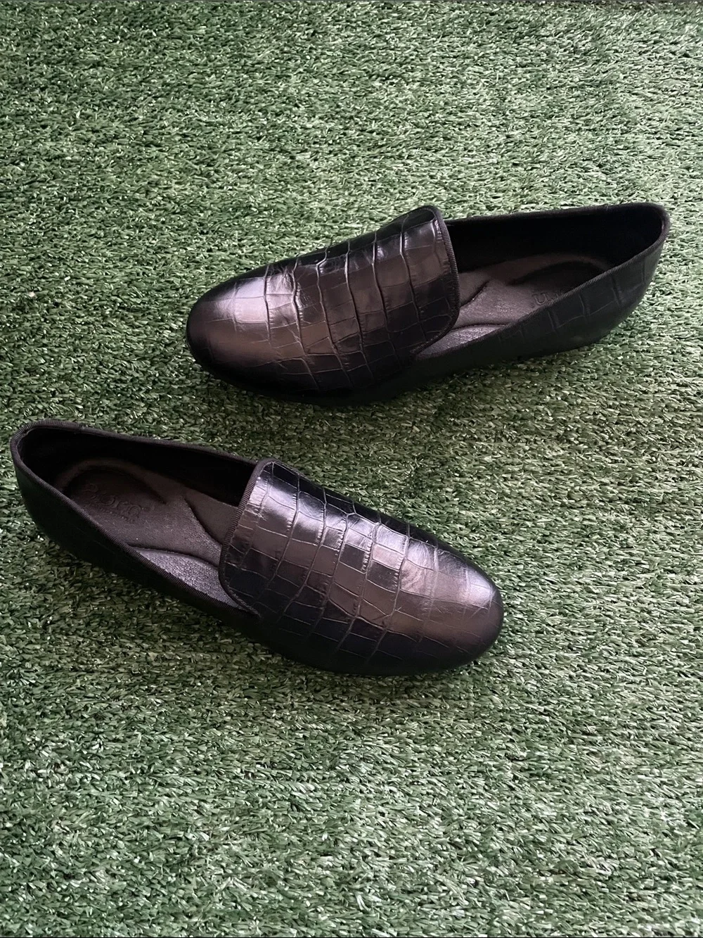 Born Black Loafers Flats Women’s size 8.5 Croc-Embossed Slip-On